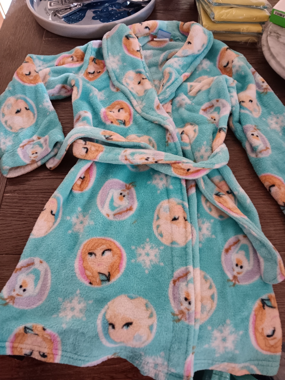 Girls Size 7/8, Disney Kids Turquoise Plush Character Robe with Frozen Print